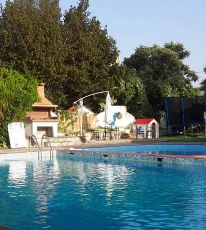 Aquarius Hotel Fourka Bagian luar foto